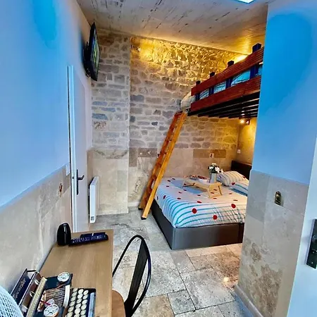 LE COIN VINTAGE I HyperCentre I Bourguignon&Cosy * Dijon