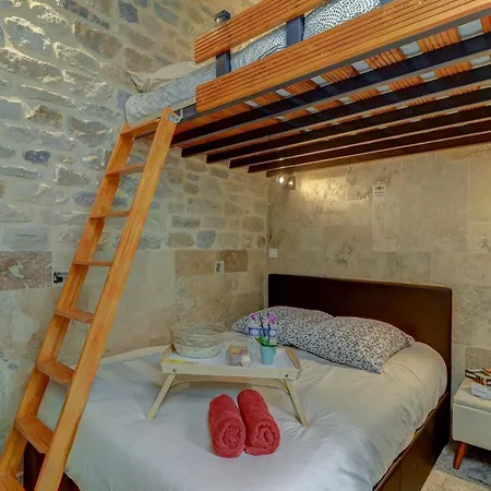 Le Coin Vintage I Hypercentre I Bourguignon & Cosy *