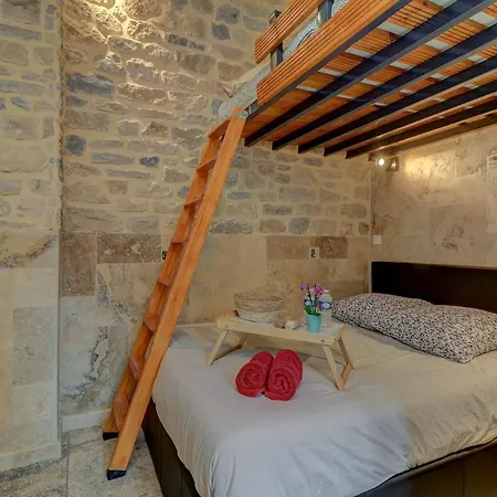 LE COIN VINTAGE I HyperCentre I Bourguignon&Cosy *