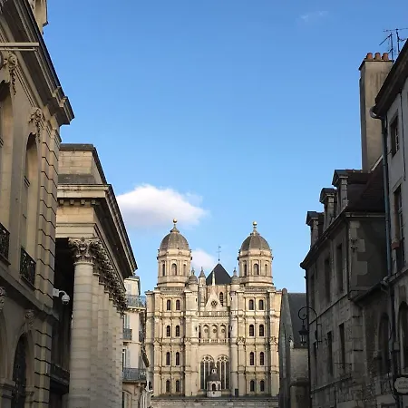 Le Coin Vintage I Hypercentre I Bourguignon & Cosy Apartment Dijon